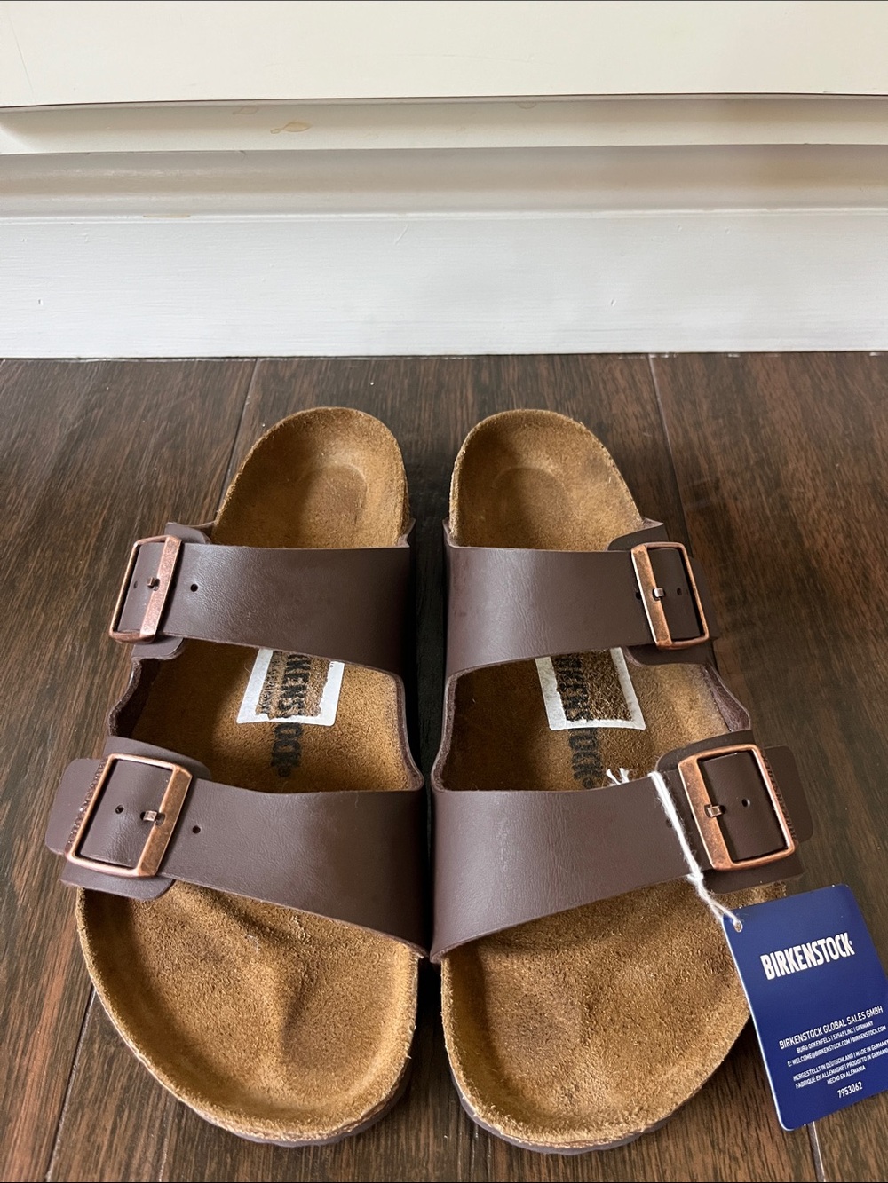 NWT BIRKENSTOCK Arizona Sandals - Picture 5 of 9